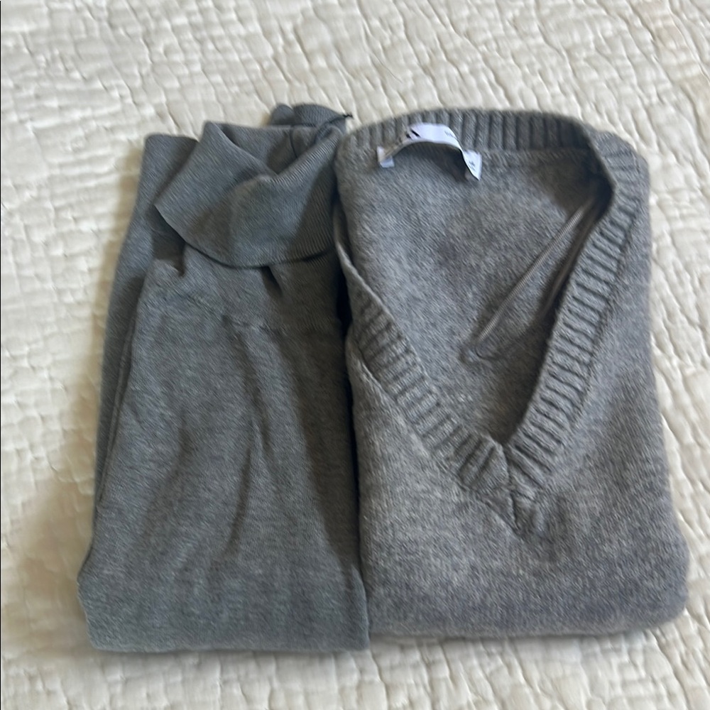 2 Zara Gray sweaters light turtleneck nwt & sweater vest M